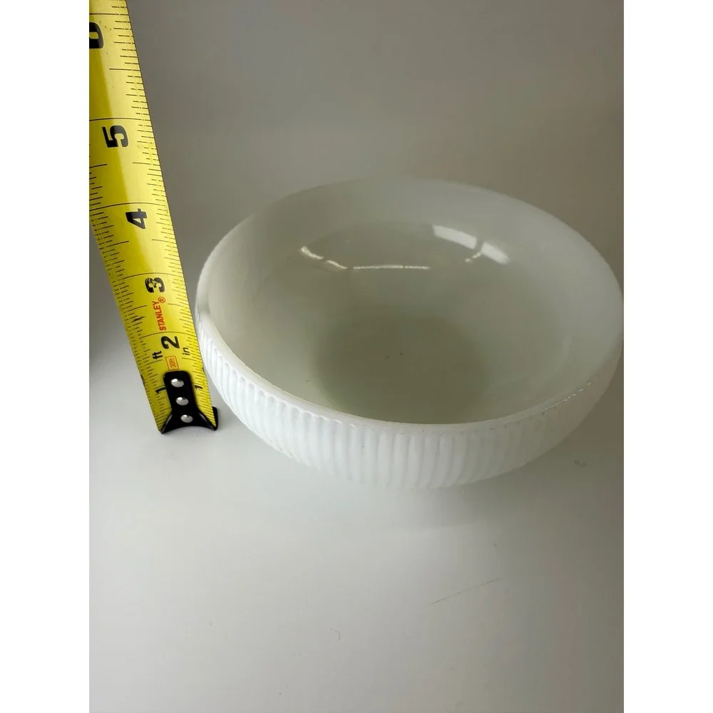 E.O. Brody‎ Co White Milk Glass Ribbed Bowl Vintage Cleveland Ohio USA 7.5